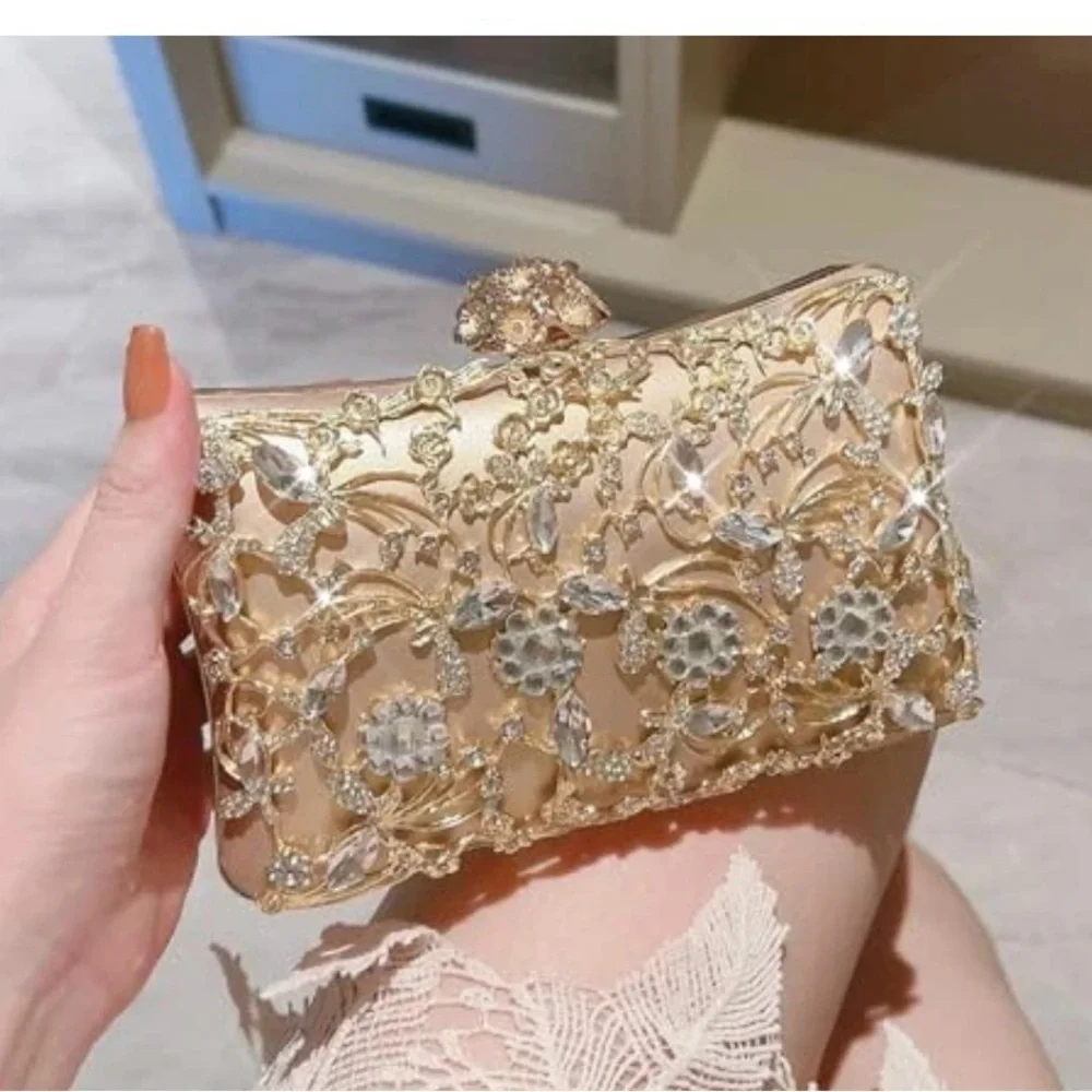 NWOT Elegant Gold Floral Clutch Comes With Detachable Gold Crossbody Strap